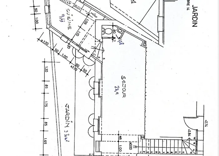 Apartment Duplex 3 Terrasse Et 1 Dependance A4b026